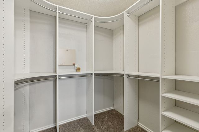 7600 Chestnut Drive, North Richland Hills, TX 76182