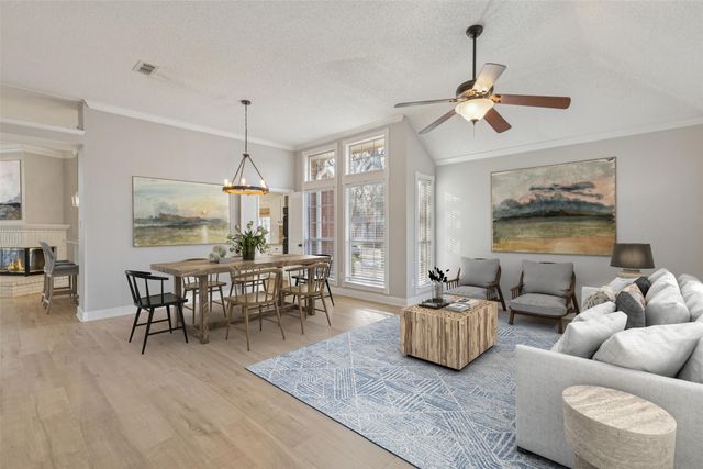 7600 Chestnut Drive, North Richland Hills, TX 76182