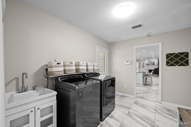 3 Bow String Cir, Pensacola, FL 32507