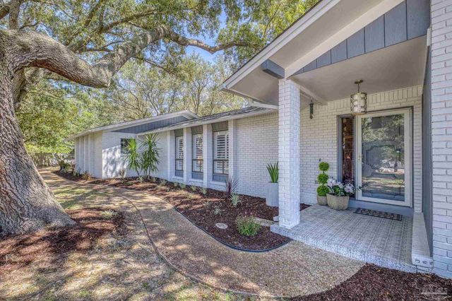 3 Bow String Cir, Pensacola, FL 32507