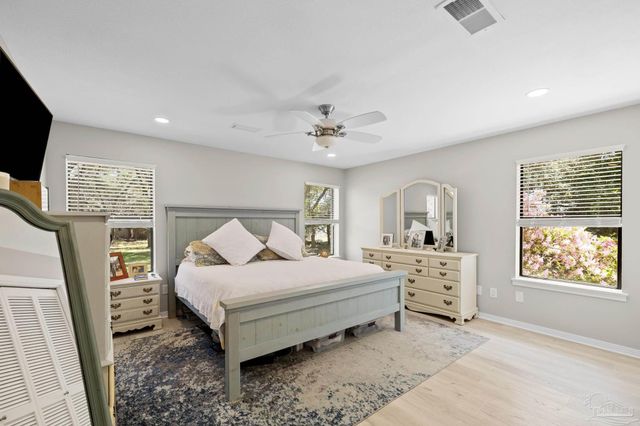 3 Bow String Cir, Pensacola, FL 32507