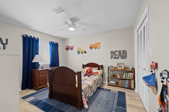 3 Bow String Cir, Pensacola, FL 32507