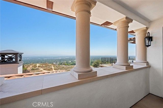 9 Nathaniel Terrace, Sierra Madre, CA 91024