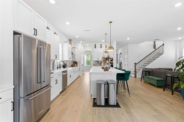 1936 W NASSAU STREET, Tampa, FL 33607