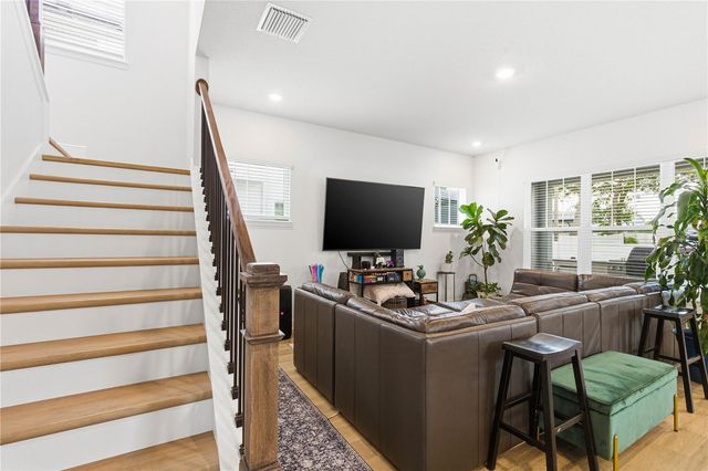 1936 W NASSAU STREET, Tampa, FL 33607