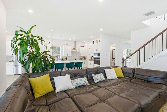 1936 W NASSAU STREET, Tampa, FL 33607