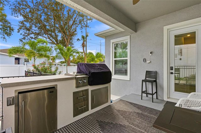 1936 W NASSAU STREET, Tampa, FL 33607