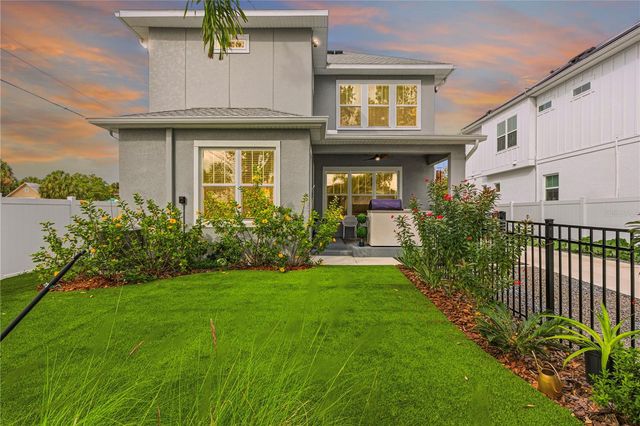 1936 W NASSAU STREET, Tampa, FL 33607