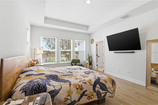 1936 W NASSAU STREET, Tampa, FL 33607