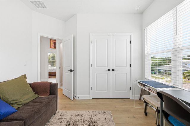 1936 W NASSAU STREET, Tampa, FL 33607