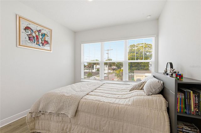 1936 W NASSAU STREET, Tampa, FL 33607