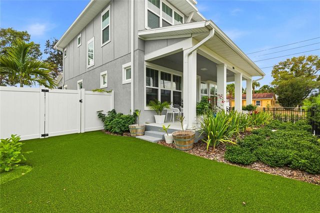 1936 W NASSAU STREET, Tampa, FL 33607