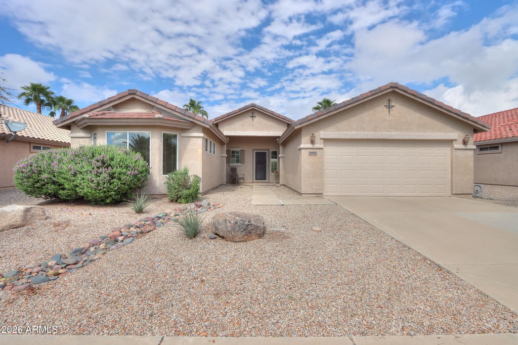 2394 E FIESTA Drive, Casa Grande, AZ 85194 — photo 2