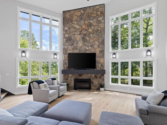1108 W River Hills Drive, Chattanooga, TN 37415