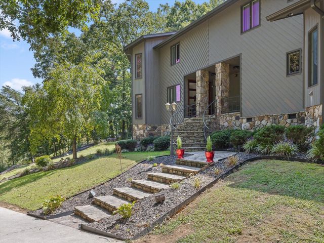 1108 W River Hills Drive, Chattanooga, TN 37415