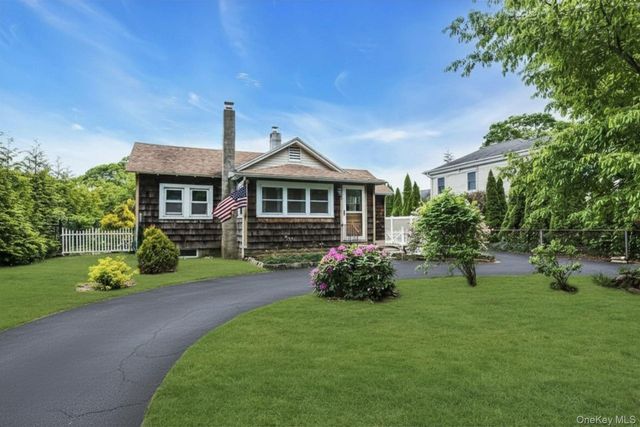 3 New Street, Great River, NY 11739