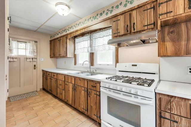3 New Street, Great River, NY 11739