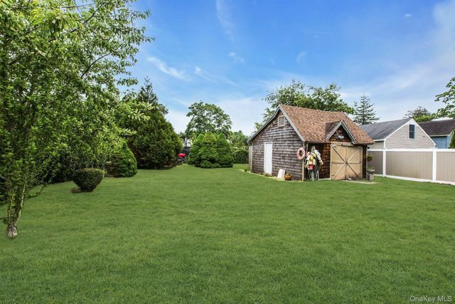 3 New Street, Great River, NY 11739