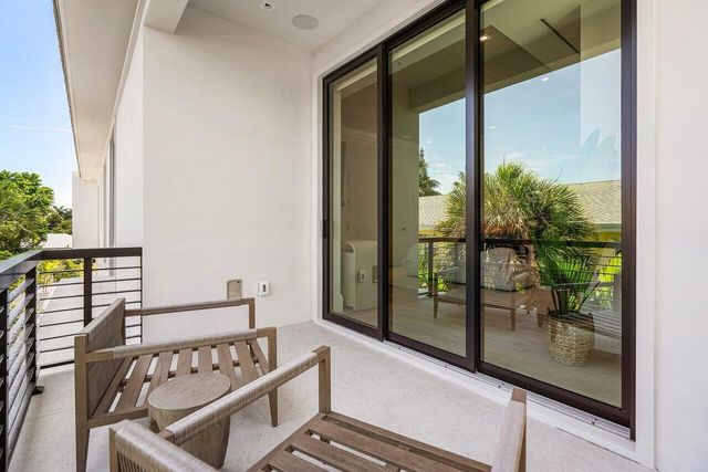 514 NE 7th Avenue, Delray Beach, FL 33483