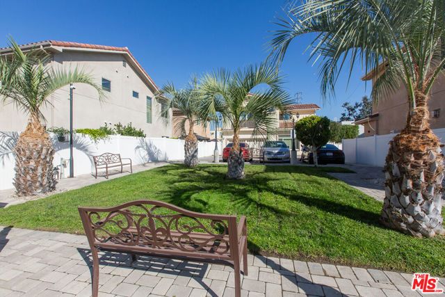 7617 Lilly Way, North Hollywood (los Angeles), CA 91605