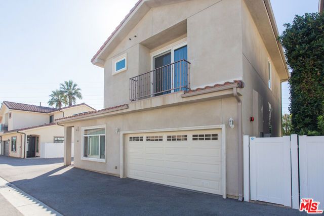 7617 Lilly Way, North Hollywood (los Angeles), CA 91605