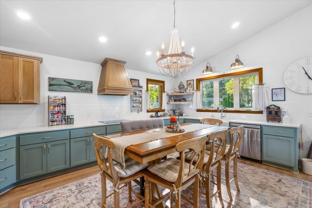 706 7th Avenue S, Princeton, MN 55371