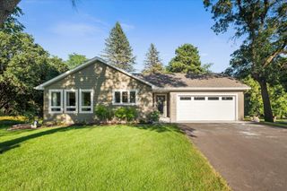 706 7th Avenue S, Princeton, MN 55371