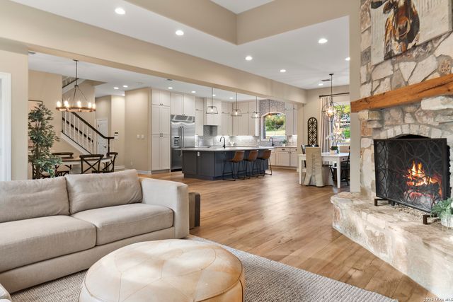 1938 Far Niente, San Antonio, TX 78258