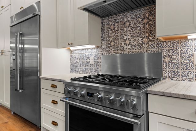 1938 Far Niente, San Antonio, TX 78258