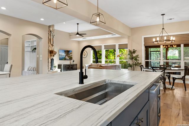 1938 Far Niente, San Antonio, TX 78258