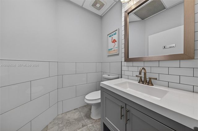 1327 SE 2nd Avenue, Fort Lauderdale, FL 33316