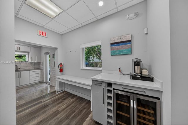 1327 SE 2nd Avenue, Fort Lauderdale, FL 33316