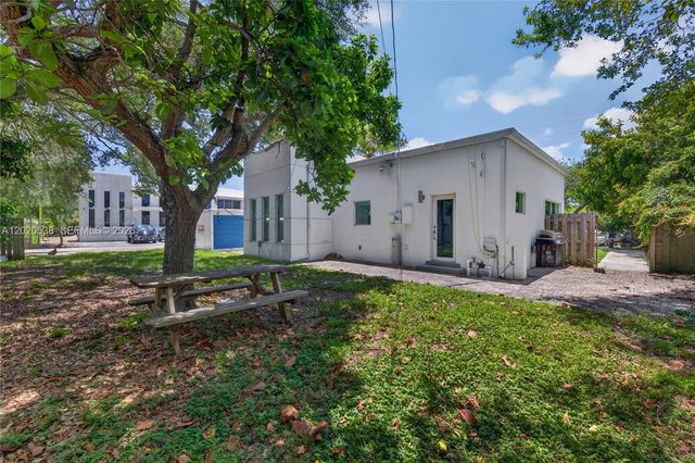1327 SE 2nd Avenue, Fort Lauderdale, FL 33316