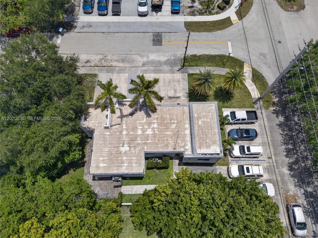 1327 SE 2nd Avenue, Fort Lauderdale, FL 33316