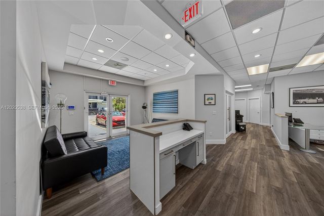 1327 SE 2nd Avenue, Fort Lauderdale, FL 33316