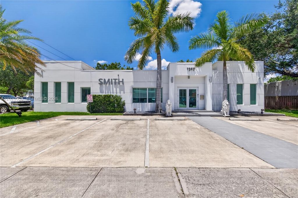 1327 SE 2nd Avenue, Fort Lauderdale, FL 33316