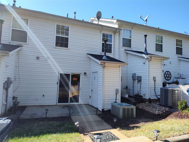 17664 Caldwell Track Drive, Cornelius, NC 28031