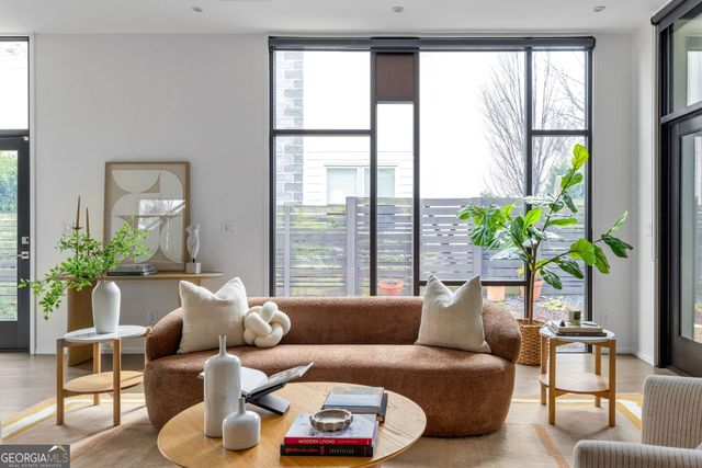 422 Glen Iris Drive NE, Atlanta, GA 30308