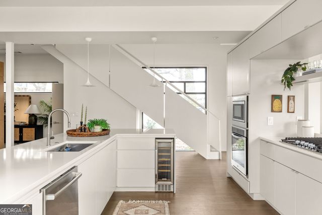 422 Glen Iris Drive NE, Atlanta, GA 30308