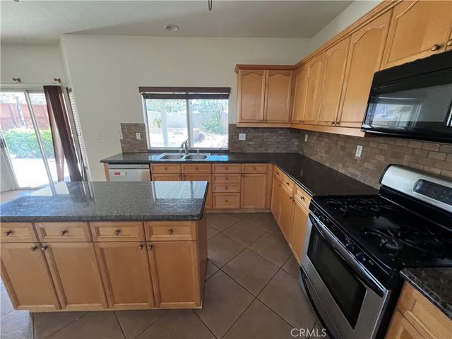 21 Villa Ravenna, Lake Elsinore, CA 92532