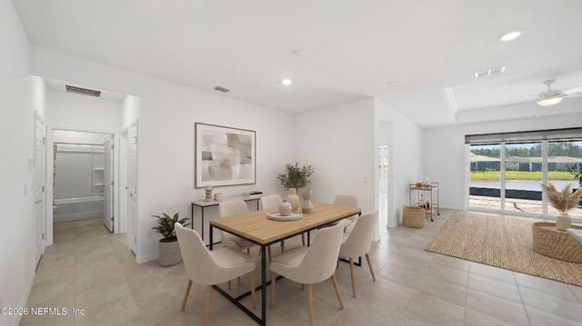 293 CONTINUUM Loop, Yulee, FL 32097