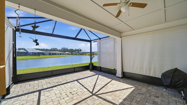 293 CONTINUUM Loop, Yulee, FL 32097
