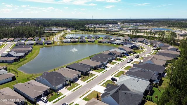 293 CONTINUUM Loop, Yulee, FL 32097