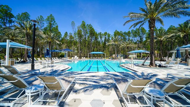 293 CONTINUUM Loop, Yulee, FL 32097