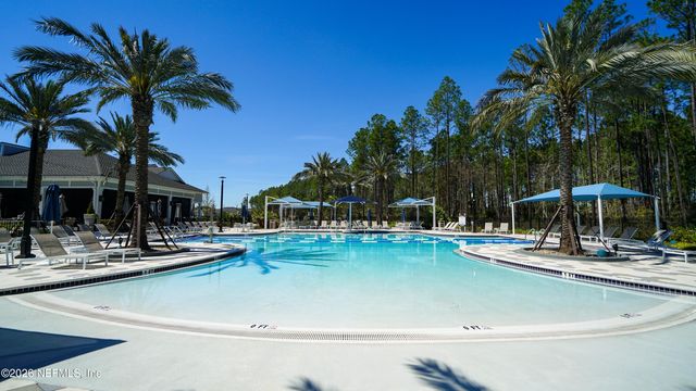 293 CONTINUUM Loop, Yulee, FL 32097