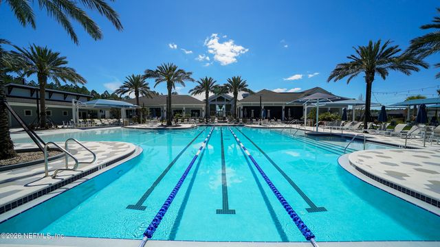 293 CONTINUUM Loop, Yulee, FL 32097