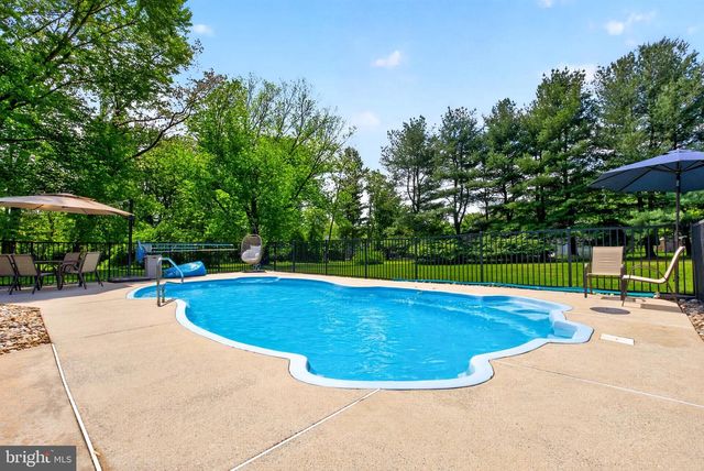 1121 CHELSEA RD, Garnet Valley, PA 19060