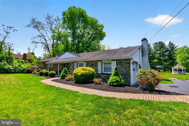 1121 CHELSEA RD, Garnet Valley, PA 19060