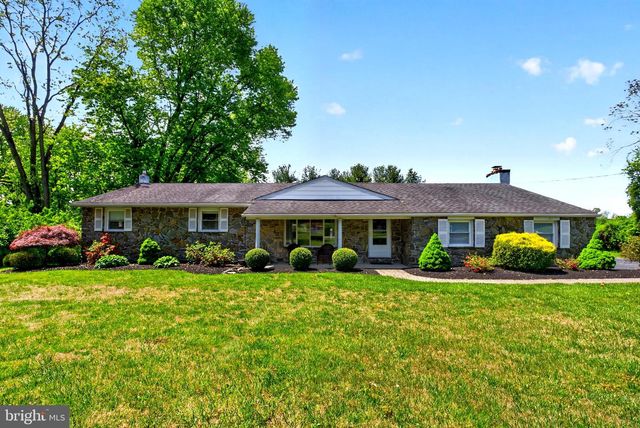 1121 CHELSEA RD, Garnet Valley, PA 19060
