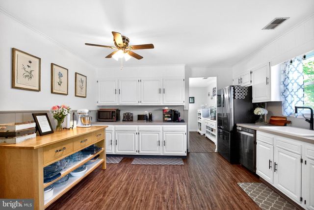 1121 CHELSEA RD, Garnet Valley, PA 19060